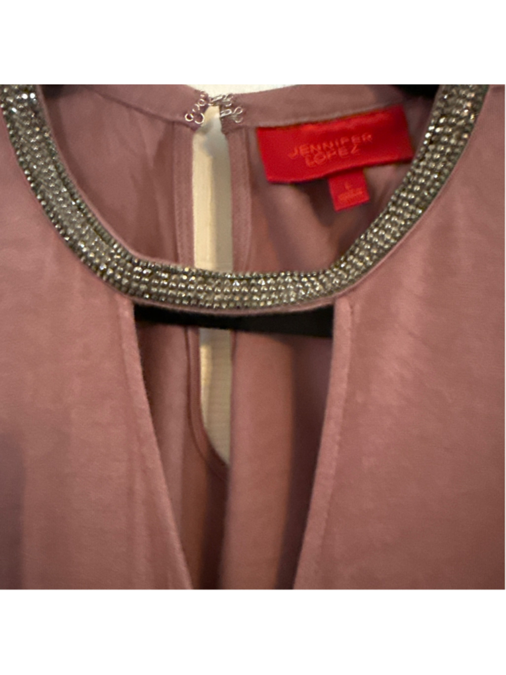 Jennifer Lopez Mauve Blouse with Silver Embellished Neckline, Size L - Picture 4 of 5